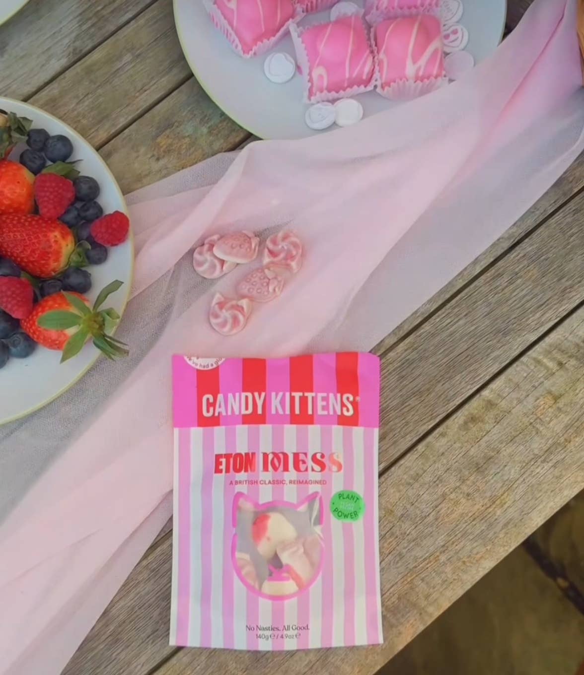 Candy Kittens - Strawberries n' Cream